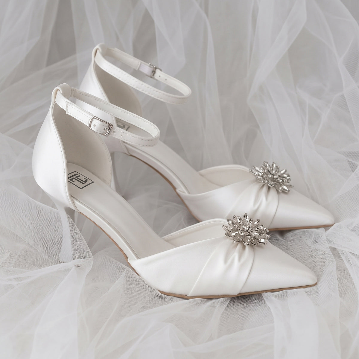 Amore White Bridal High Heels – Crystal Pumps